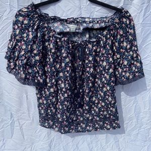 American Eagle Floral Off the Shoulder Top